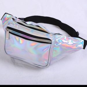 Fannypack waist bag. Holographic Silver. Nice.